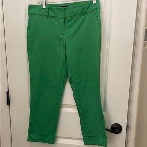 New York & Company Vibrant Green Cropped Pants